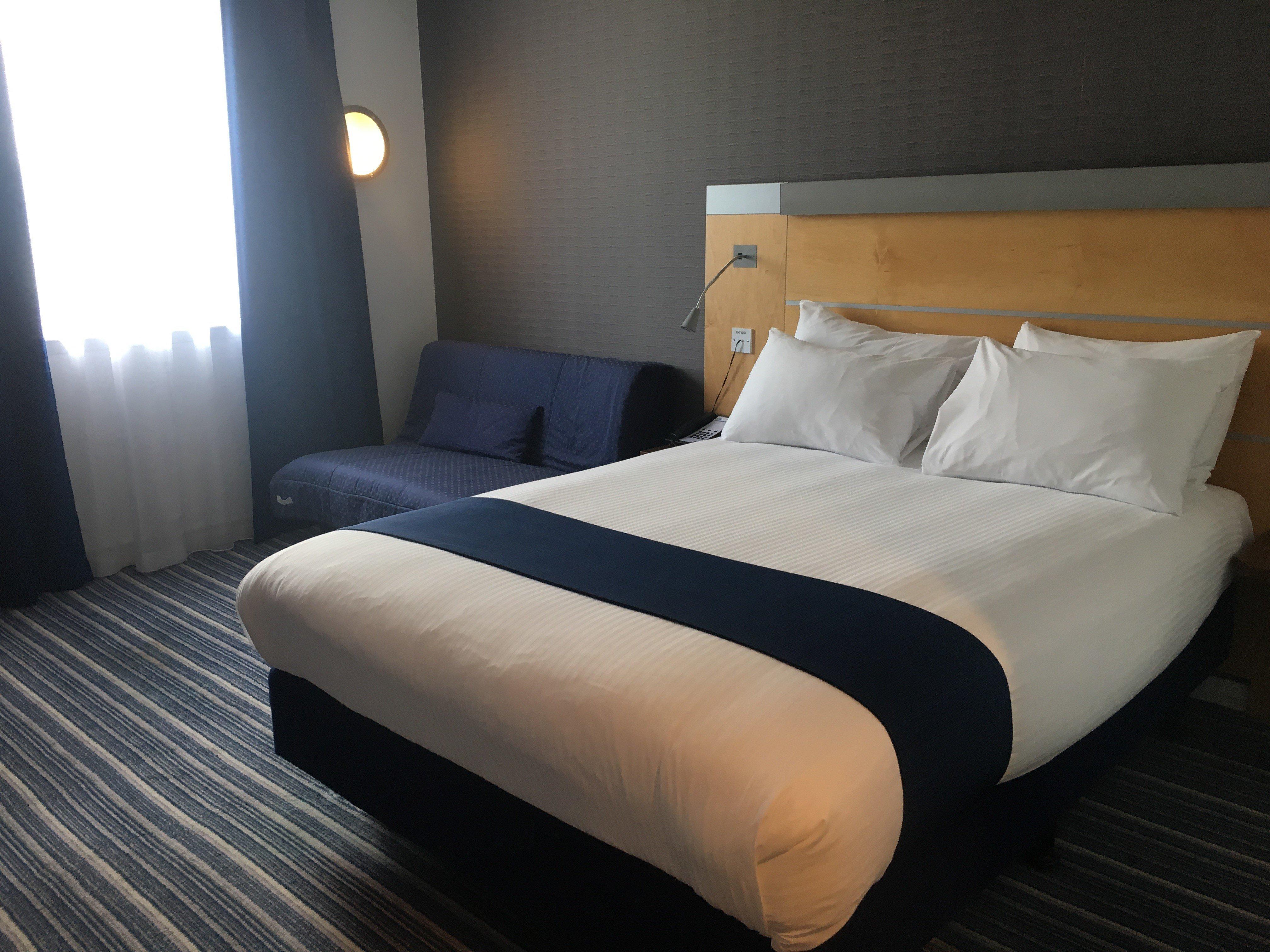 Holiday Inn Express Birmingham - Castle Bromwich, An Ihg Hotel Exterior photo