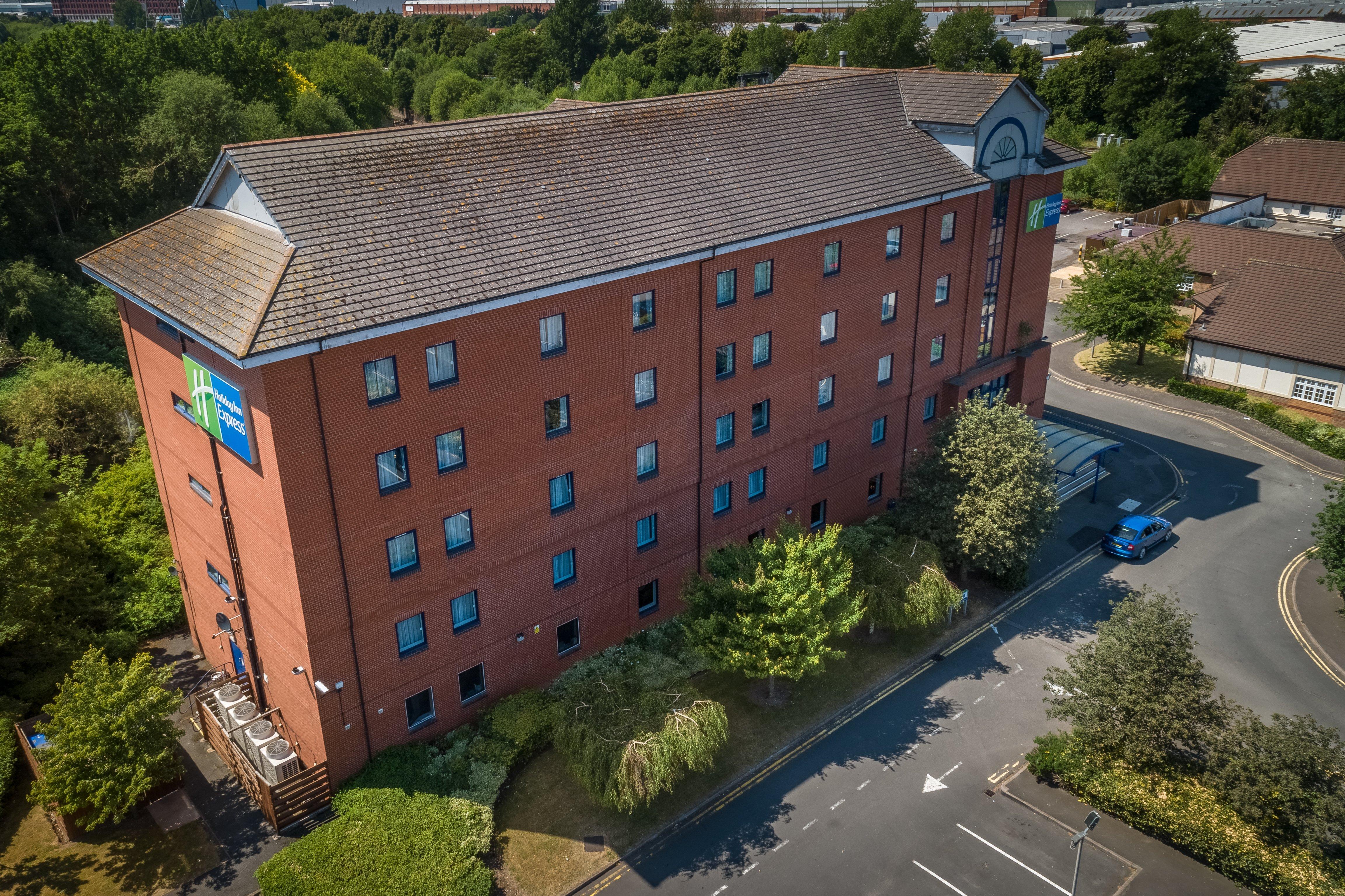 Holiday Inn Express Birmingham - Castle Bromwich, An Ihg Hotel Exterior photo